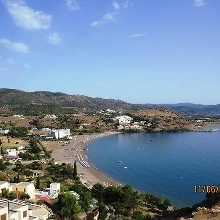 Krini Hotel 2*