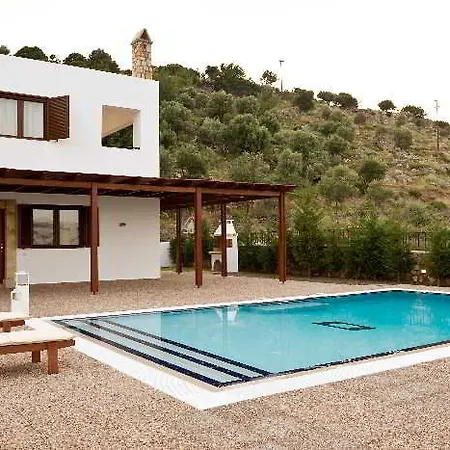Krini Hotel 2*